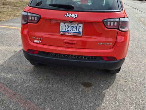 Used 2017 Jeep Compass Sport AWD/4WD image 5