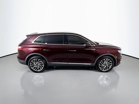 Used 2020 Lincoln Nautilus Reserve w/ Equipment Group 201A image 8