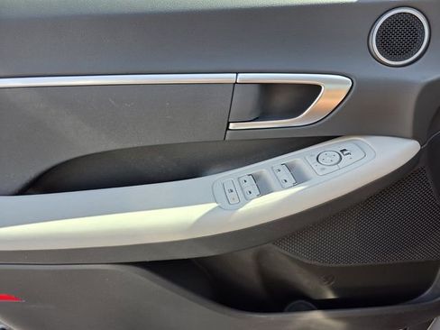 Used 2023 Hyundai Sonata SE image 20