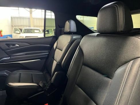 Used 2026 Chevrolet Traverse LT FWD image 20