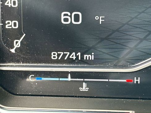 Used 2024 GMC Sierra 1500 AT4 w/ Technology Package image 29