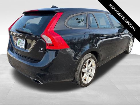 Used 2015 Volvo V60 T5 AWD/4WD image 7