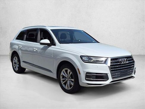 Used 2018 Audi Q7 3.0T Premium Plus w/ Premium Plus Package AWD/4WD image 3