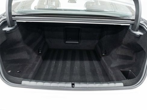 Used 2025 BMW 740i xDrive AWD/4WD image 44