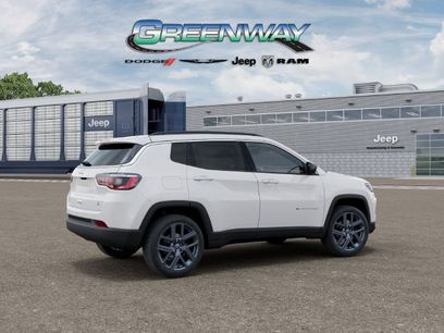 New 2026 Jeep Compass Latitude