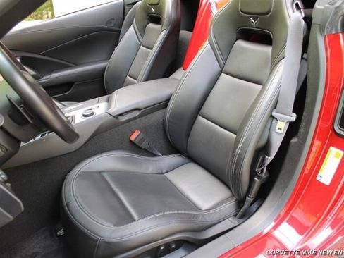 Used 2014 Chevrolet Corvette Stingray Convertible w/ 3LT Preferred Equipment Group RWD image 33