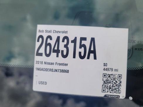 Used 2018 Nissan Frontier SV image 30