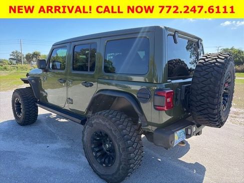 Used 2021 Jeep Wrangler Unlimited Rubicon w/ Xtreme Recon 35" Tire Package AWD/4WD image 8