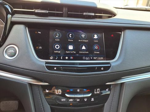 Used 2024 Cadillac XT5 Luxury FWD image 15