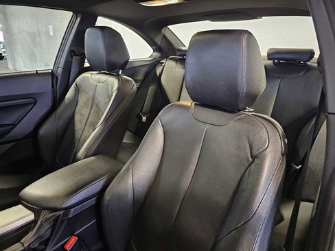 Used 2015 BMW M235i Coupe image 31