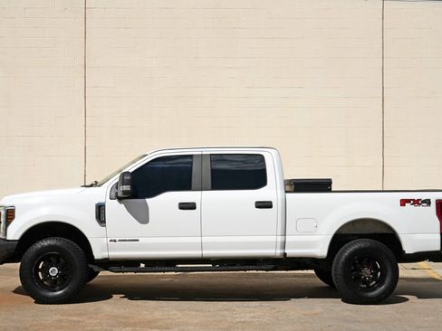 Used 2019 Ford F250 XL w/ Power Equipment Group AWD/4WD image 41