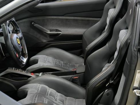 Used 2018 Ferrari 488 Spider image 27