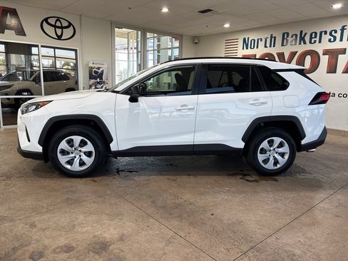 Certified 2019 Toyota RAV4 LE AWD/4WD image 7