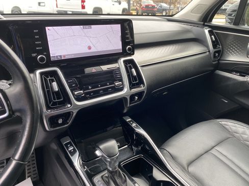 Used 2021 Kia Sorento SX image 23