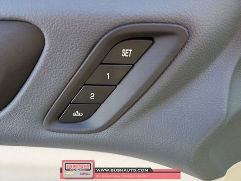 Used 2023 GMC Acadia Denali w/ Denali Ultimate Package image 23