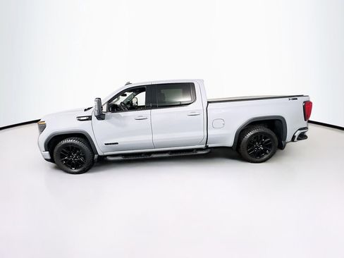 Used 2024 GMC Sierra 1500 Elevation w/ Preferred Package AWD/4WD image 4