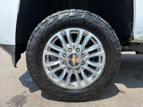 Used 2018 Chevrolet Silverado 2500 LTZ w/ Duramax Plus Package AWD/4WD image 20