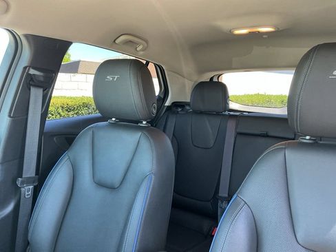Used 2025 Buick Encore GX Sport Touring w/ Advanced Technology Package AWD/4WD image 12