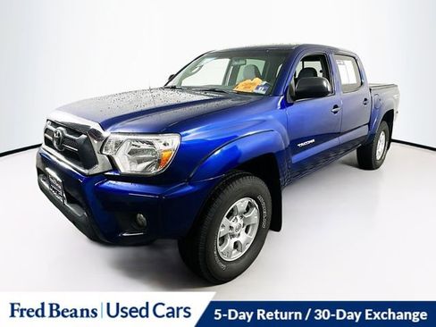 Used 2015 Toyota Tacoma 4x4 Double Cab image 4