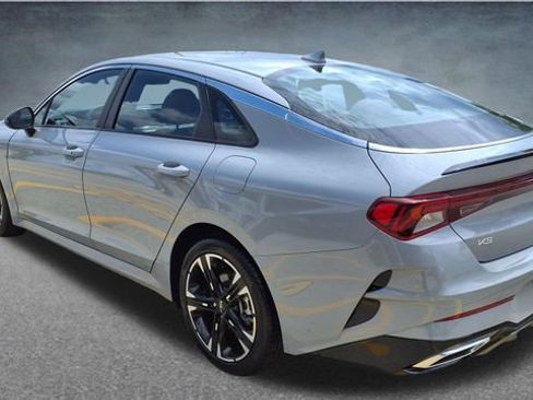 Used 2023 Kia K5 GT-Line w/ GT-Line Premium Package FWD image 4
