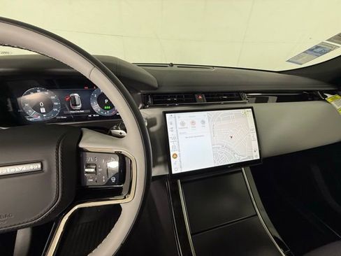 Used 2026 Land Rover Range Rover Velar Dynamic SE image 36