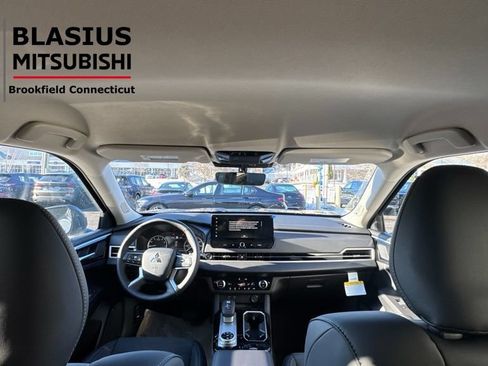 New 2026 Mitsubishi Outlander SE AWD/4WD image 23