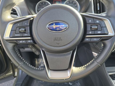 Used 2023 Subaru Forester Limited image 38