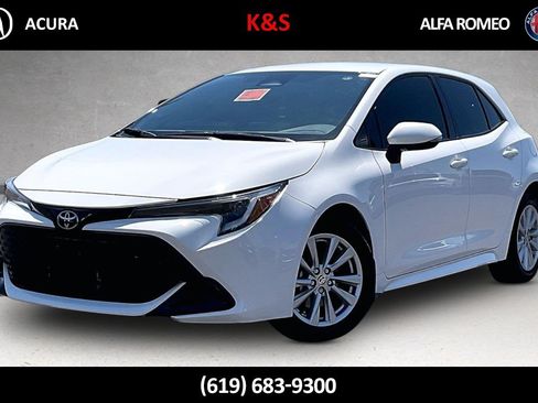 Used 2024 Toyota Corolla SE w/ SE Package FWD image 1