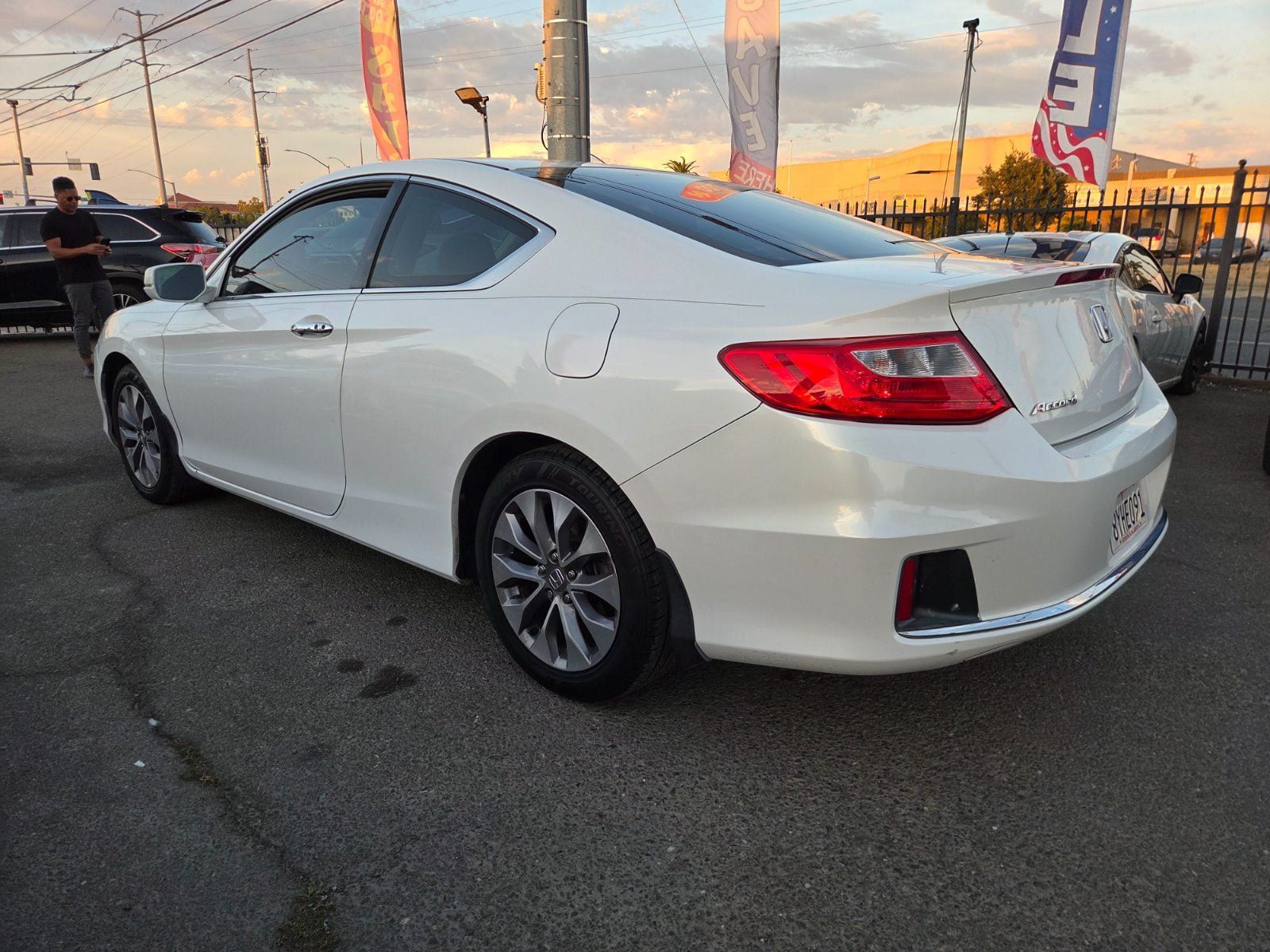 Used 2015 Honda Accord EX image 2