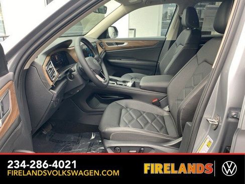 New 2026 Volkswagen Atlas SE image 25