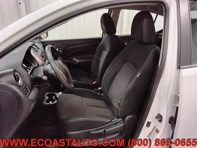 Used 2018 Nissan Versa SV FWD image 10