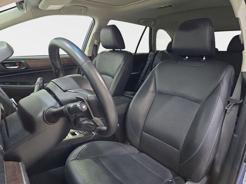 Used 2018 Subaru Outback 2.5i Limited AWD/4WD image 17
