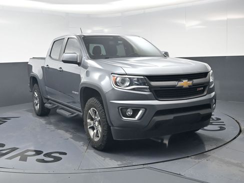 Used 2019 Chevrolet Colorado Z71 image 3