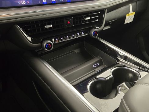 New 2026 Chevrolet Tahoe LS w/ LS Custom Edition RWD image 20