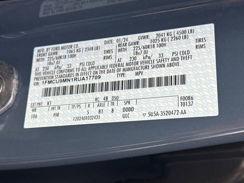 Used 2024 Ford Escape ST-Line w/ Tech Pack #1 image 32