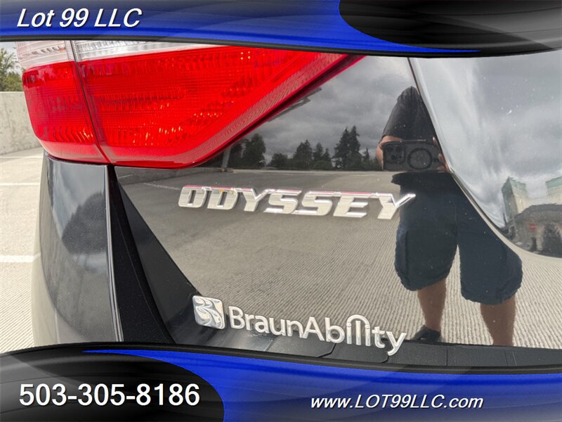 Used 2011 Honda Odyssey Touring image 64