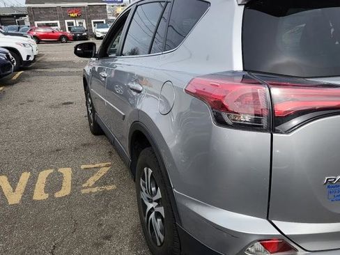 Used 2018 Toyota RAV4 LE w/ All Weather Liner Package image 6