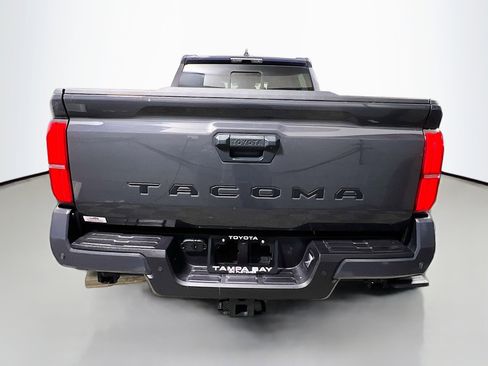 Used 2025 Toyota Tacoma TRD Sport w/ TRD Sport Upgrade Package RWD image 6