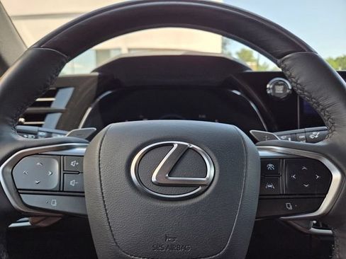 Used 2024 Lexus RX 350 AWD w/ Convenience Package image 33