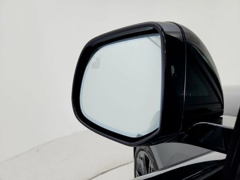 Certified 2024 Land Rover Range Rover Autobiography image 23