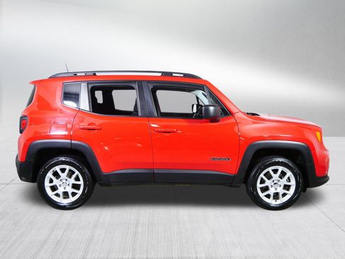 Used 2020 Jeep Renegade Sport w/ Sport Appearance Group image 8