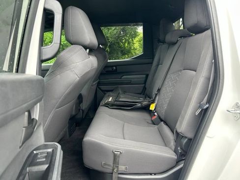 Certified 2024 Toyota Tacoma SR5 AWD/4WD image 27