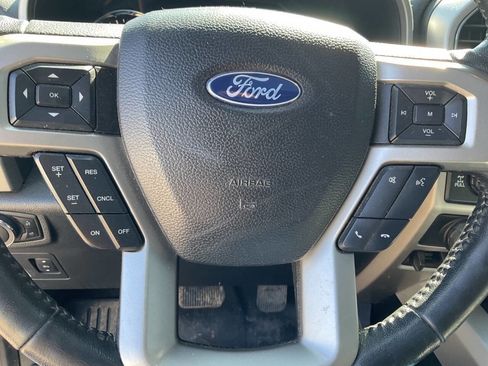 Used 2020 Ford F150 Lariat w/ Equipment Group 502A Luxury image 16