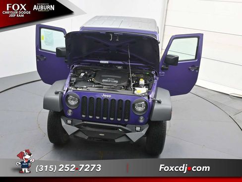 Used 2017 Jeep Wrangler Sport w/ Quick Order Package 24S AWD/4WD image 32