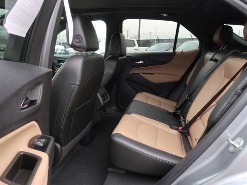 Used 2023 Chevrolet Equinox Premier image 35