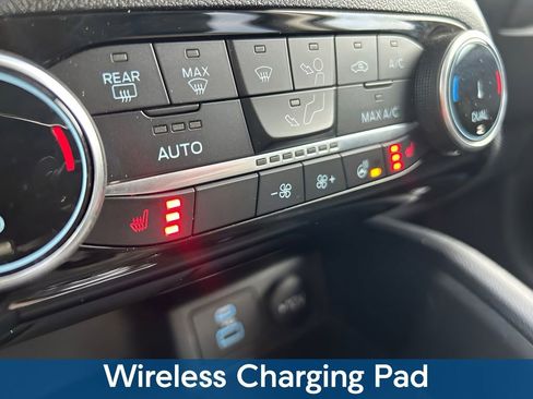 Used 2022 Ford Escape SEL w/ Technology Package image 19