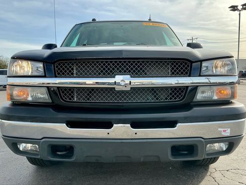 Used 2005 Chevrolet Avalanche Z66 w/ Sun And Sound Package image 9