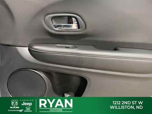 Used 2022 Honda HR-V Sport image 24