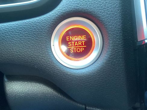 Used 2019 Honda CR-V Touring image 10