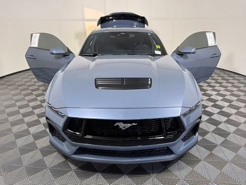 Used 2024 Ford Mustang GT RWD image 2